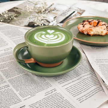 Ceramic Latte Art Round Bottom Mug with Saucer
