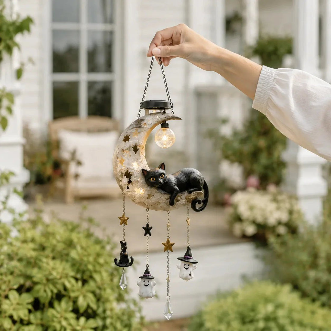 Every Breeze Carries a Little Halloween Magic——Solar Hanging Lantern for Outdoor Halloween Decor