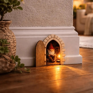The Fairy Door That Opens — A Tiny Hidden World